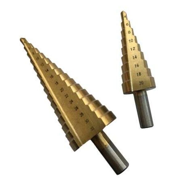 Koniskais urbis Richmann 4-32mm.